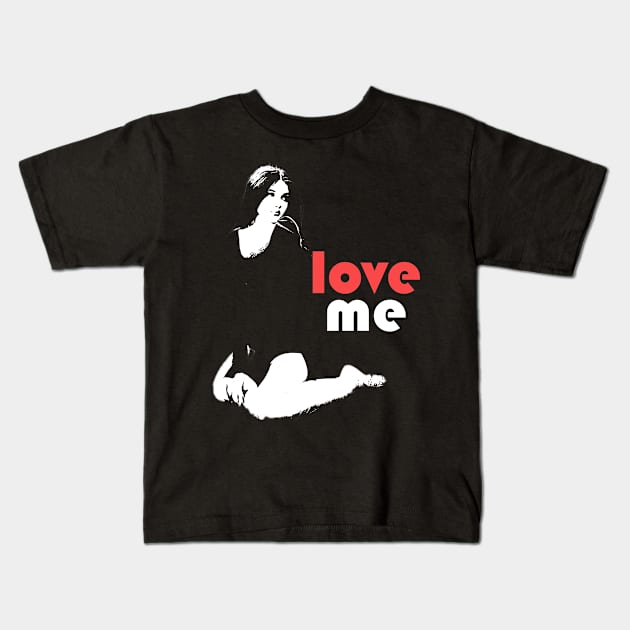 Love Me Kids T-Shirt by ElMass